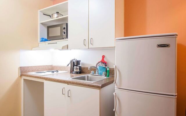 Siegel Select Bartlett Extended Stay in Tennessee