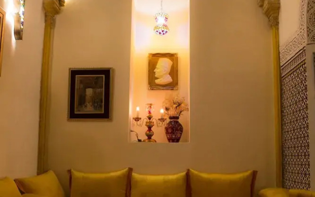 Dar Kika Salam By DKS