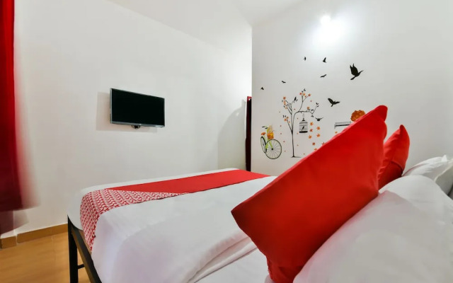 Route 77 by OYO Rooms