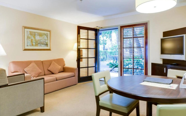 Buena Park Grand Hotel & Suites