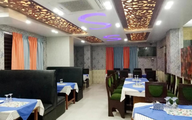 Shopnonir Hotel & Restaurant