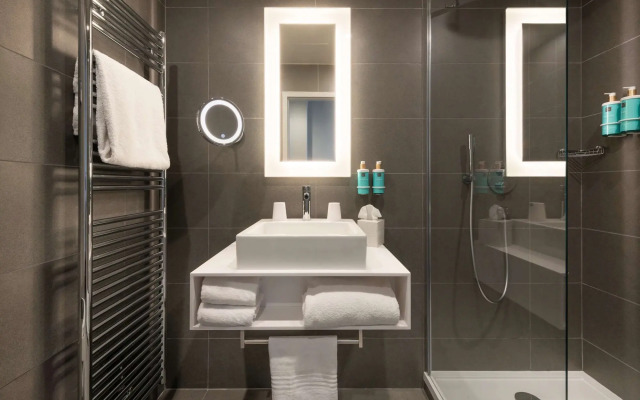 Отель Novotel Belleville Paris 20