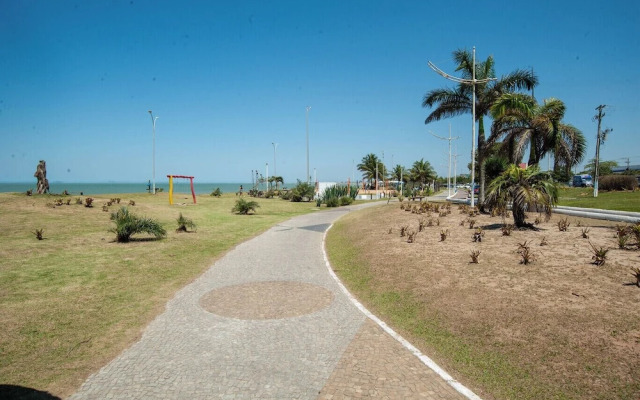 Casa Pet Friendly com Varanda e Churrasqueira