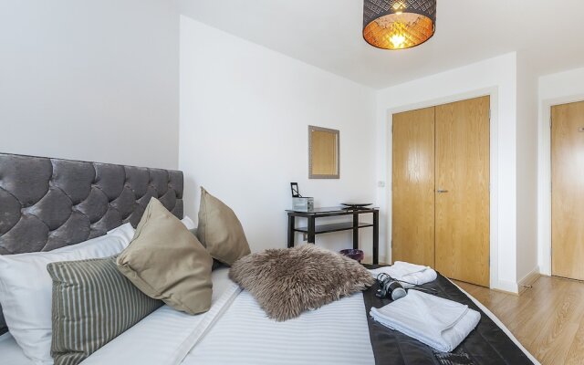Excel Deluxe Apartment