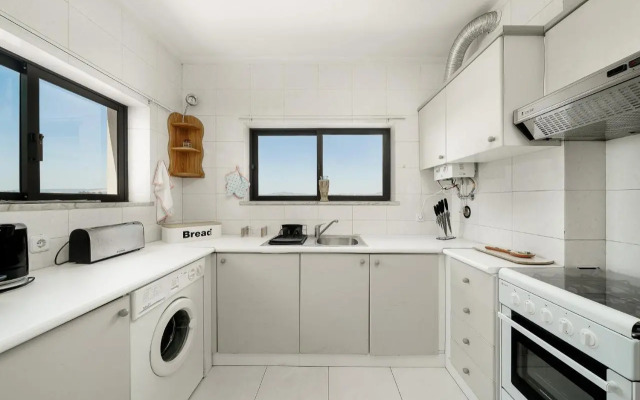 Tropicana Apartment
