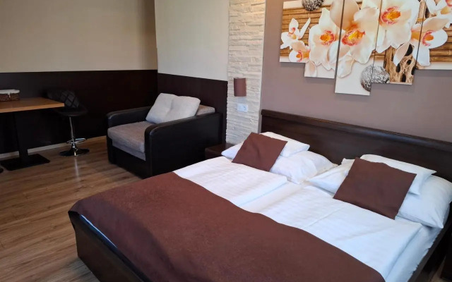 Kék Lagúna Apartmanok