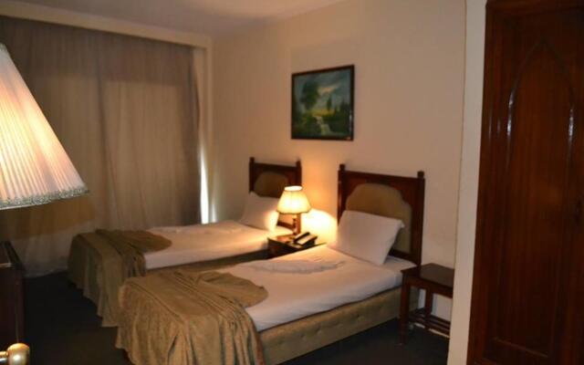 Trio Hotel Kaoud Sporting