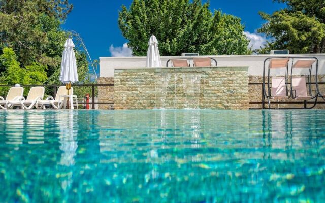 Mera Resort Venus