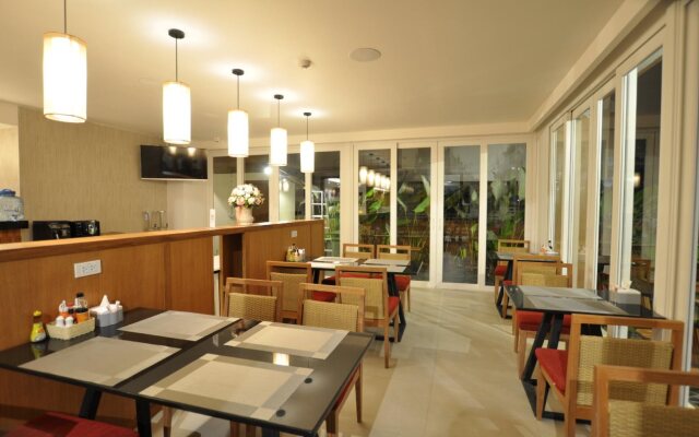 The Signature Hotel Thapae