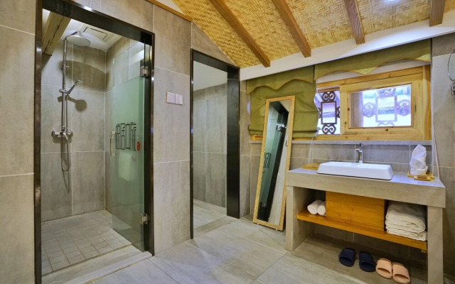 Yuexijiang Boutique Holiday Hotel