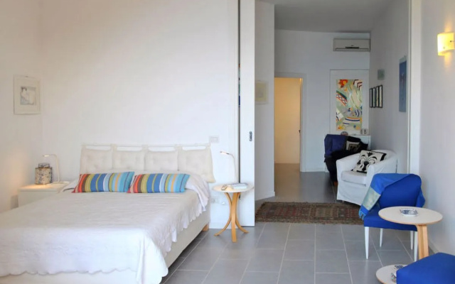 House Arborea Sperlonga