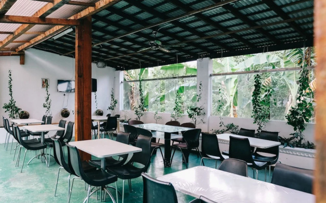 Camelia Homestay by ZUZU
