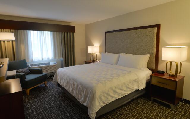 Holiday Inn Hotel & Suites Minneapolis - Lakeville, an IHG Hotel