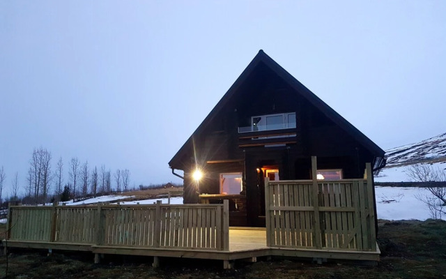 Akureyri Log Cottage