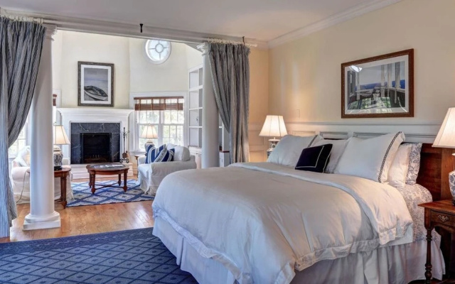 Villa Halsey -beautifully Landscaped 7 Bed