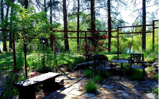 River House Bed and Breakfast