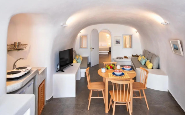 Great Vacation Cave House I