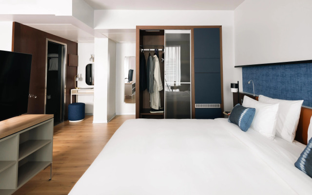 Crowne Plaza Madrid - Centre Retiro by IHG