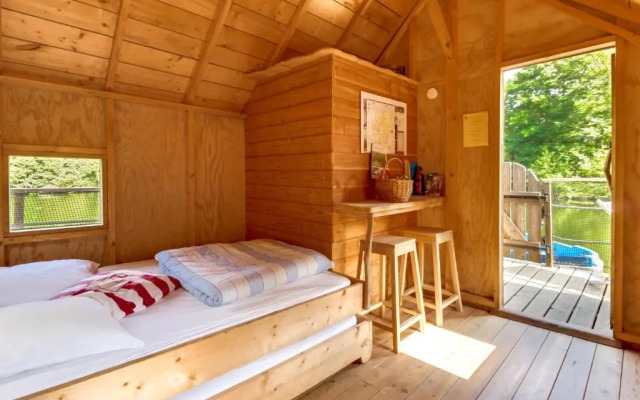 Cabanes du Domaine des Vaulx