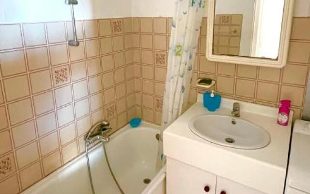 Bright studio with BALCONY 400m from the BEACH