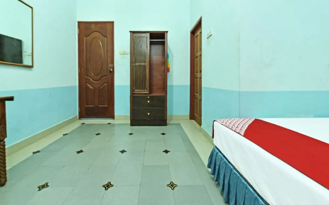 OYO 90441 Cz Traveler's Hotel