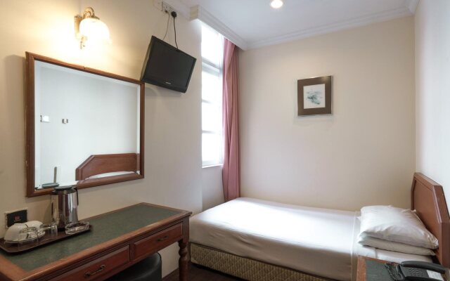 Penta Hotel (SG Clean Certified)