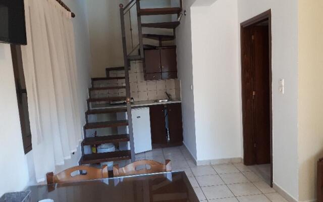 Lola Apartments