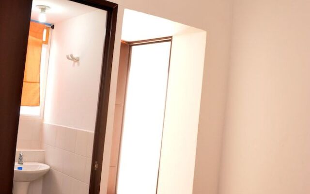 Hostal Versalles