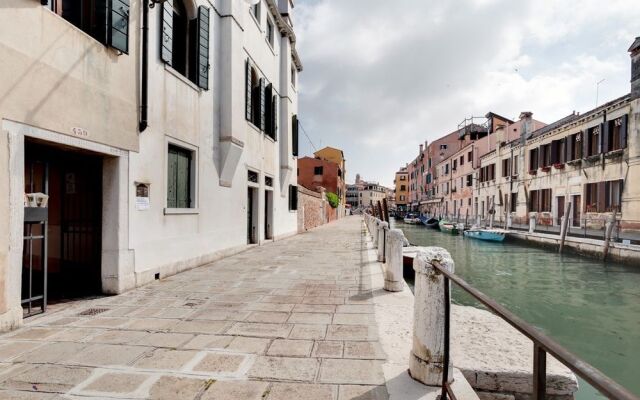 Piazzale Roma Venice Apartment