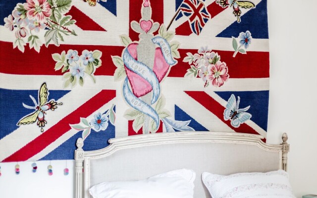 Exquisite Designers Abode