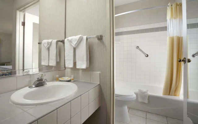 Days Inn By Wyndham Rocklin/Sacramento
