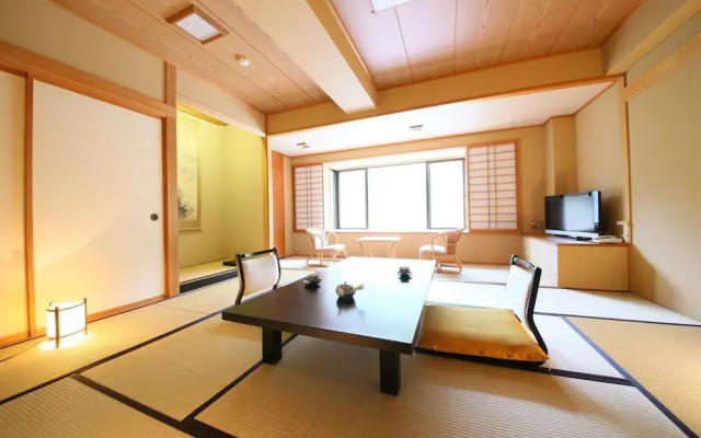 Shirafune Grand Hotel