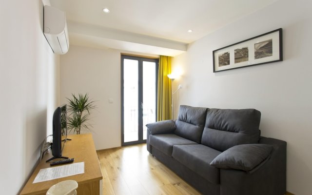 Apartment With one Bedroom in Porto, With Wifi - 7 km From the Beach