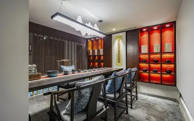 QIANNA HOTEL (Provincial People's Hospital Jincheng Times Square Branch)