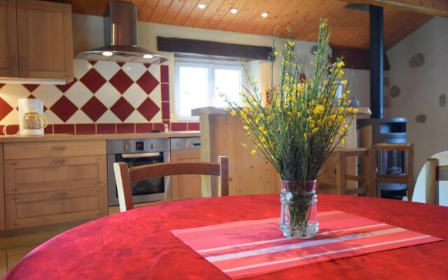 Stunning, Detached Holiday Home on a Hill With Phenomenal Views
