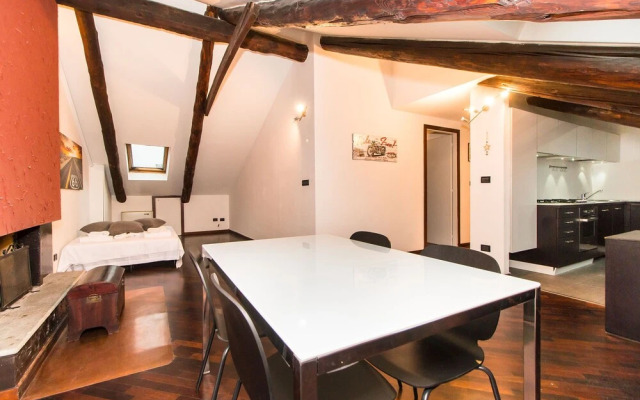 Cenisia Attic Apartment
