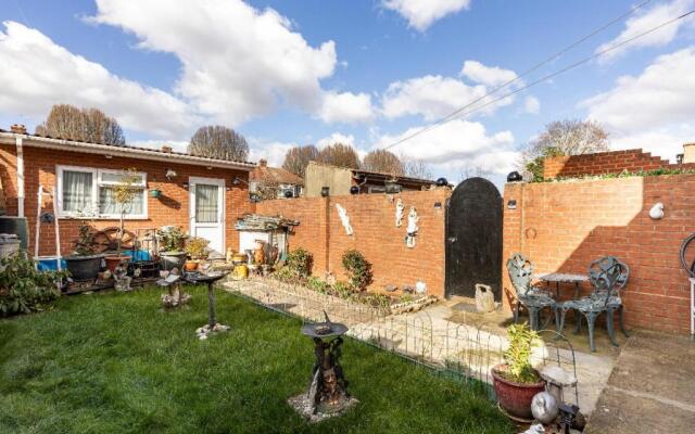 Lovely house (Ealing, London)