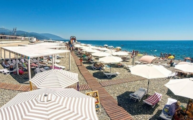 Apartment on Bulvar Nadezhd Apt. 306