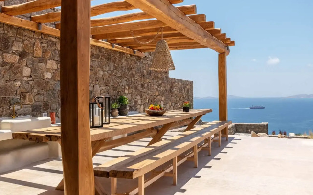 Ria Mar Villas & Suites by Live&Travel