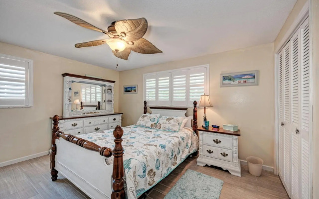 Island Getaway - 205 - 56th