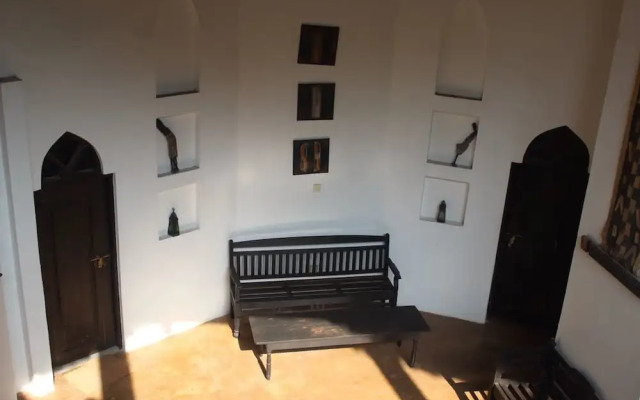 Casa Umoja Guesthouse