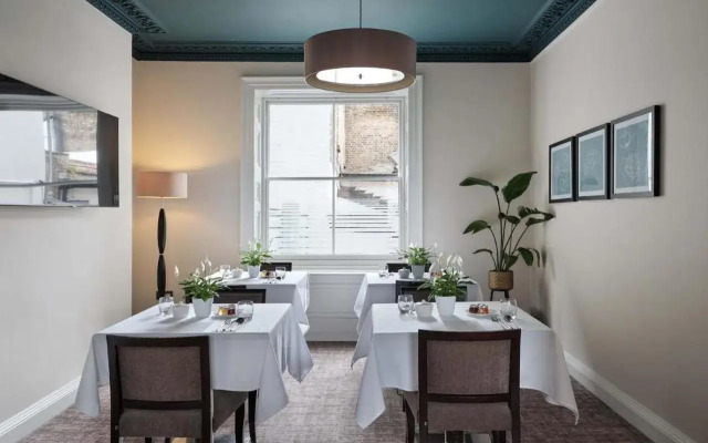Montagu Place Hotel