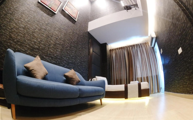 HereHotel