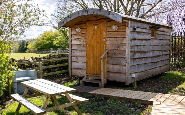 Orchard Hideaways
