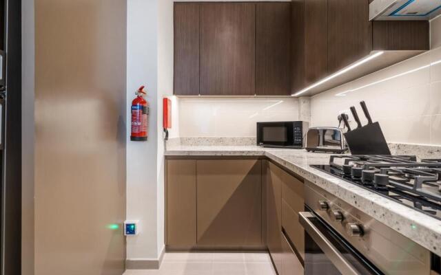 Monty - High-End Chic Apartment, Close to Burj Khalifa