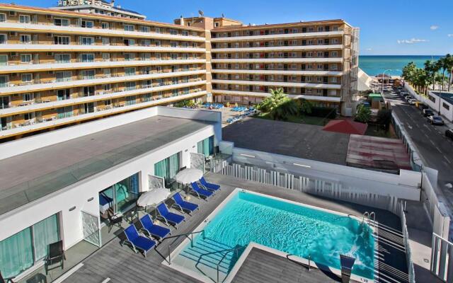 Carihuela Suites