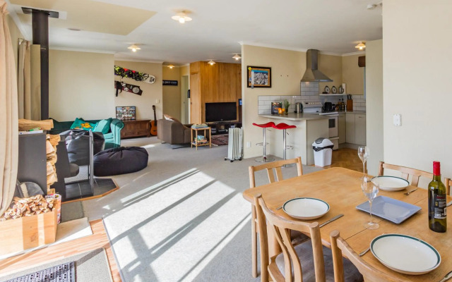 Tui's Lookout - Ohakune Holiday Home