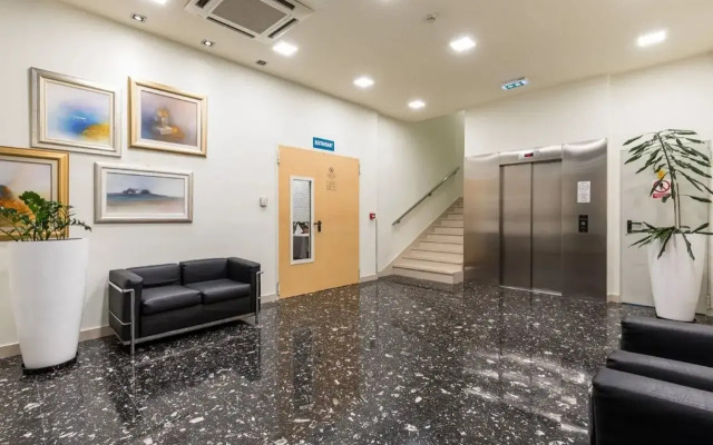 Hotel Mondo
