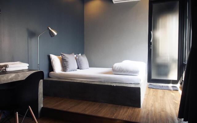 Silom SPACE Hostel