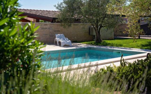 Villa Lory Vabriga